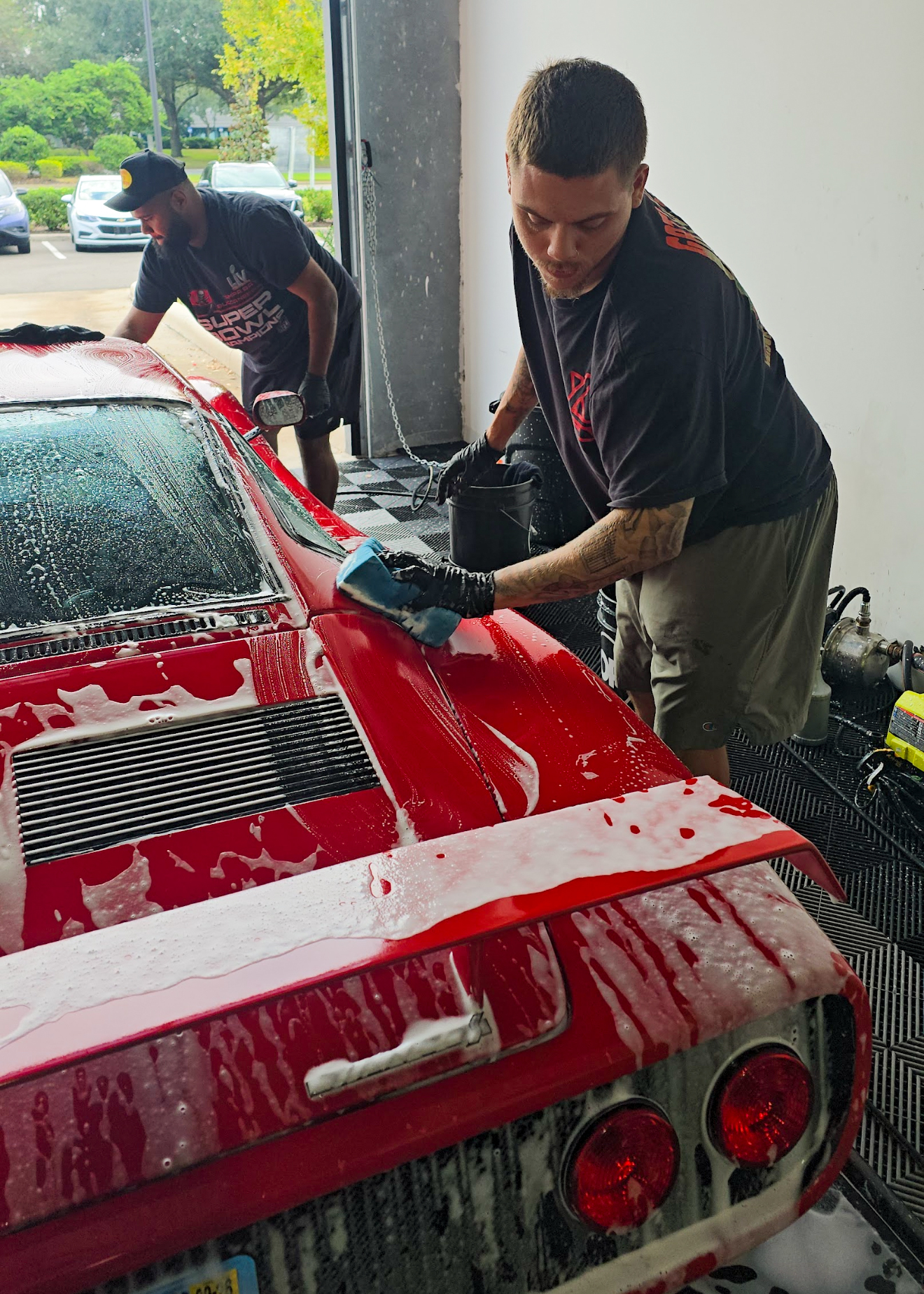 mobile detailing Clearwater FL exterior wash and shine on fancy car